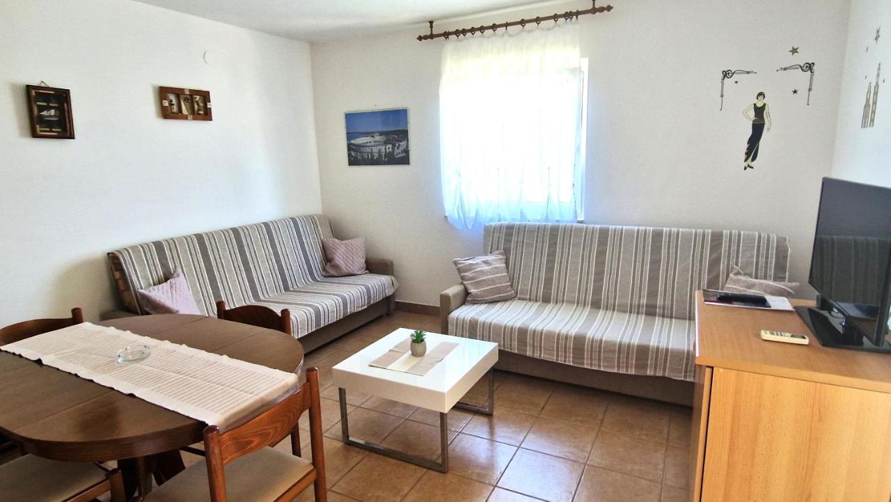 Apartment Hrzina Krk Town Kültér fotó